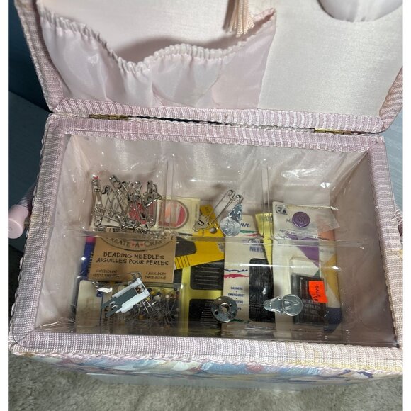 Vintage Floral Sewing Box With Accessories Pastel Pink 11 x 7.25" Wicker Handle - Picture 3 of 10